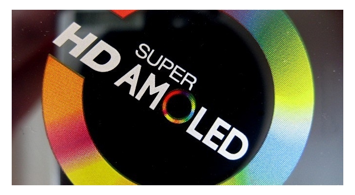 Samsung Super AMOLED 10.5 compressa